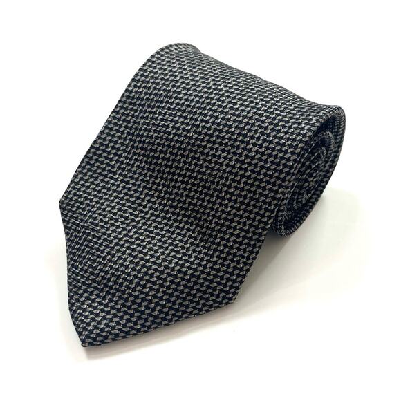Giorgio Armani Silk Tie - Picture 1 of 5